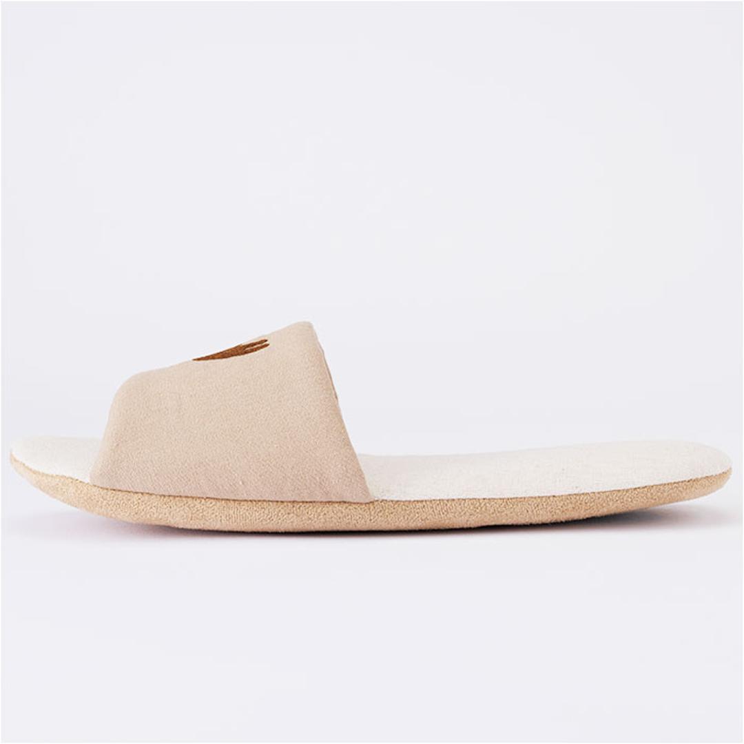 moz モズ スリッパ 室内 通販 Kurbits ルームスリッパ 室内履き もちさら リネンスリッパ 来客用 レディース メンズ おしゃれ かわいい オシャレ ユニセックス 春 夏 シンプル 北欧雑貨 ブランド インテリア 小物 雑貨 可愛い マスタード Mサイズ(22.5-24.5cm)