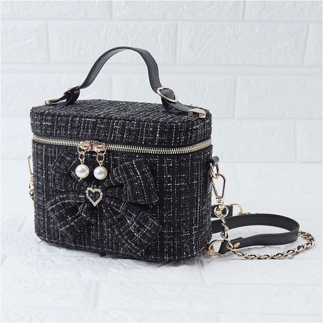 バニティバッグ ショルダー 通販 ショルダーバッグ バニティポーチ ハンドバッグ 斜めがけバッグ 肩掛け レディース おしゃれ かわいい 333137 ガーリー 大人かわいい リボン 女性 女子 通勤 通学 高校生 中学生 オシャレ 可愛い レディースバッグ BLACK ・