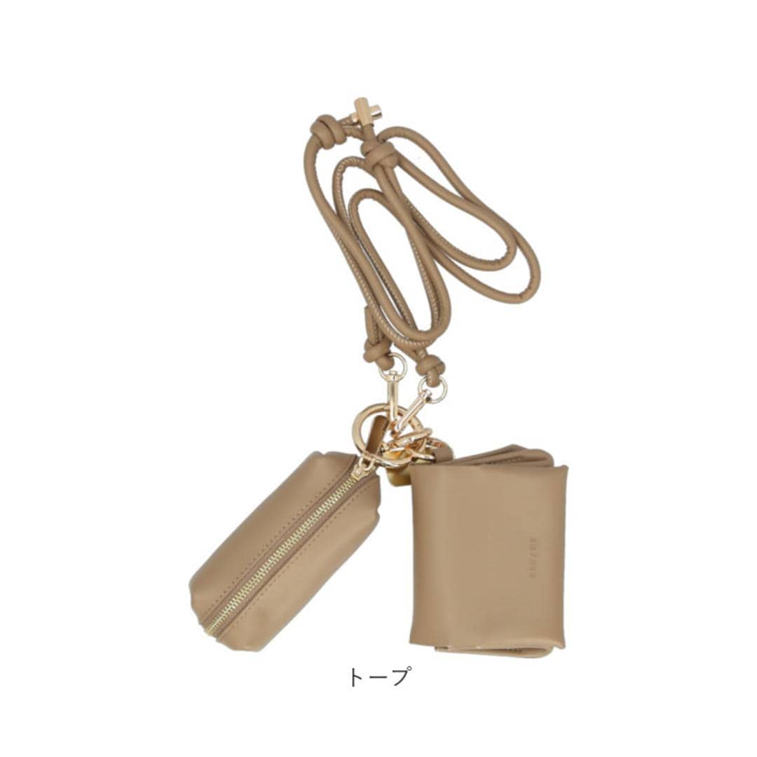 Rename ストラップ付 財布 通販 リネーム RSL24080 二つ折り財布 スマホショルダーストラップ ミニ財布 ネックストラップ 携帯ストラップ ポーチ 小物入れ レディース 大人 かわいい おしゃれ 首かけ 肩掛け レディース財布 折りたたみ財布 ブラック ・