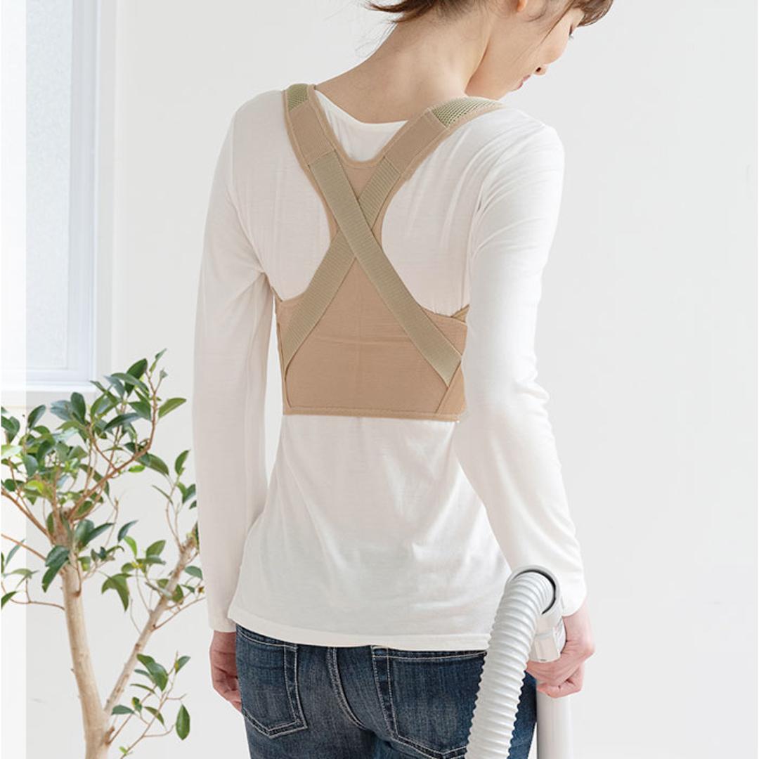 肩甲骨ストレッチベルト 通販 サポーター 姿勢 レディース メンズ ストレッチ 伸縮 背中サポーター デスクワーク 肩 背中 サポート 男女兼用 ベルト スポーツ 運動 フィット クッション性 メッシュ 簡単装着 動きやすい ギフト 贈り物 ベージュ Mサイズ