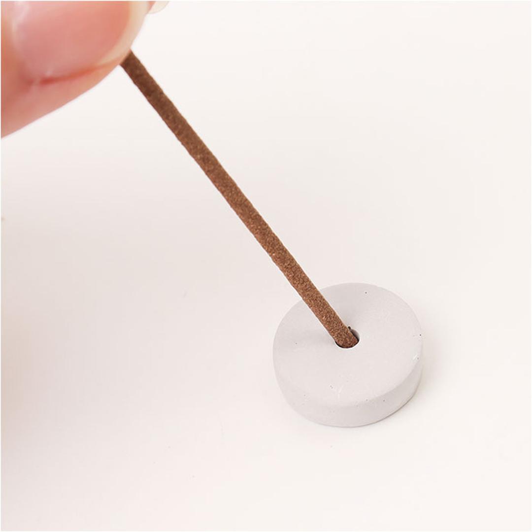 線香 香る カメヤマ 通販 お線香 ルームインセンス お香 香る線香 インセンス アソート セット 香立て 線香立て お香立て 香り リラックス ギフト 癒し お彼岸 お盆 スティック 彼岸 盆 おしゃれ オシャレ シンプル 贈答用 10(ポジティブ&リラックス) ・