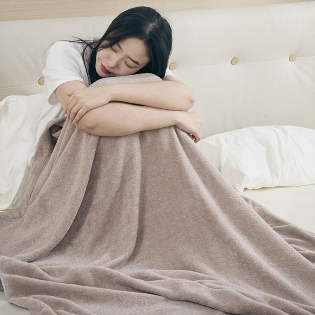 タオルケット 綿100% シングル 通販 コットンタオルケット ケット 大判タオルケット 毛布 布団 ふとん 大判 ブランケット ひざ掛け 膝掛け 膝掛 寝具 寝室 オールシーズン 車内 リビング キャンプ アウトドア お昼寝 昼寝 インテリア ラテベージュ ・