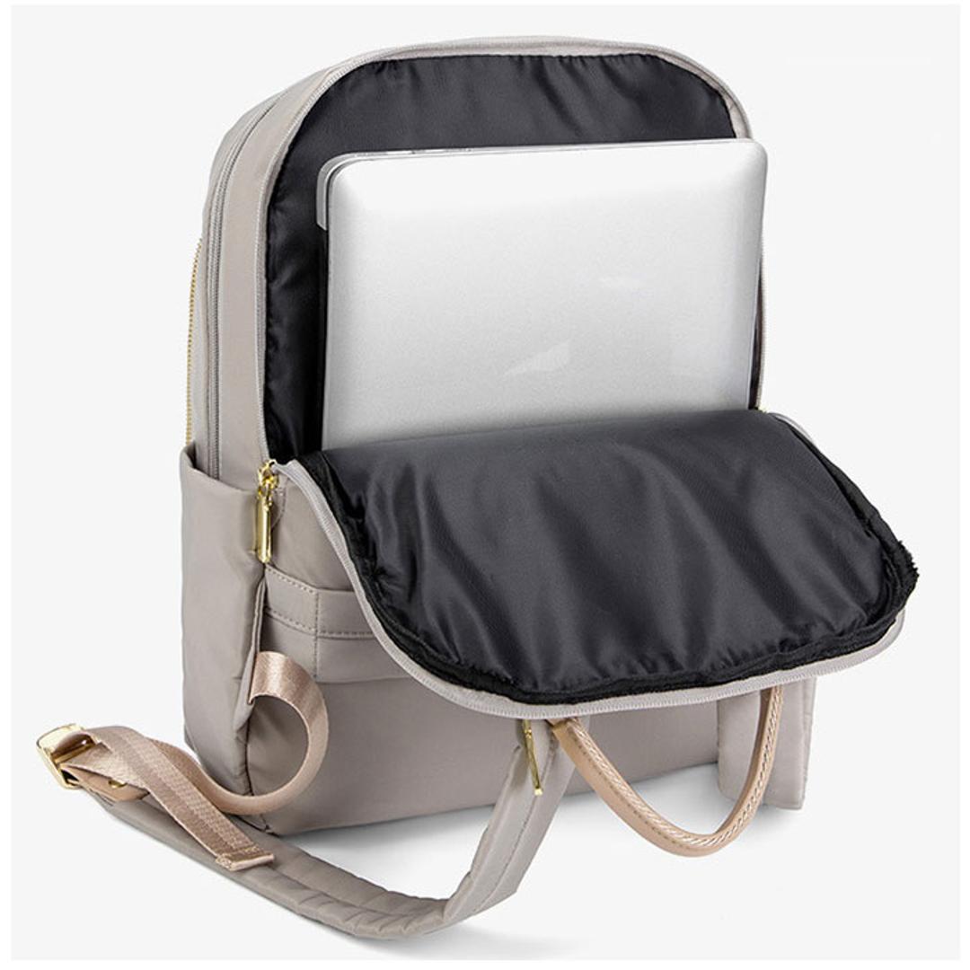 PC リュック レディース ナイロン 軽量 通販 リュックサック リックサック リック バックパック デイパック ビジネスリュック パソコンリュック キャリーオン A4 大容量 撥水 はっ水 丈夫 通勤 通学 出張 薄型 うすい きれいめ 旅行 お出かけ サブバッグ グレージュ ・