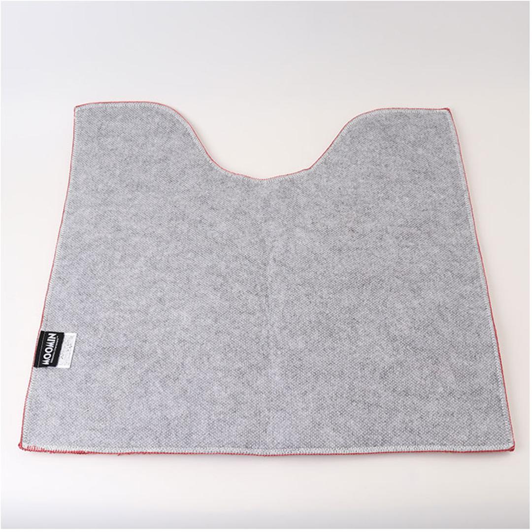 ムーミン トイレマット 通販 トイレ グッズ マット 足元マット トイレ足元マット 洗える 洗濯機で洗える 滑り止め ふわふわ おしゃれ かわいい 北欧 キャラクター MOOMIN 可愛い ちょうちょ 蝶々 ヨコズナクリエーション トイレファブリック トイレ用品 ペルホネンムーミン ・