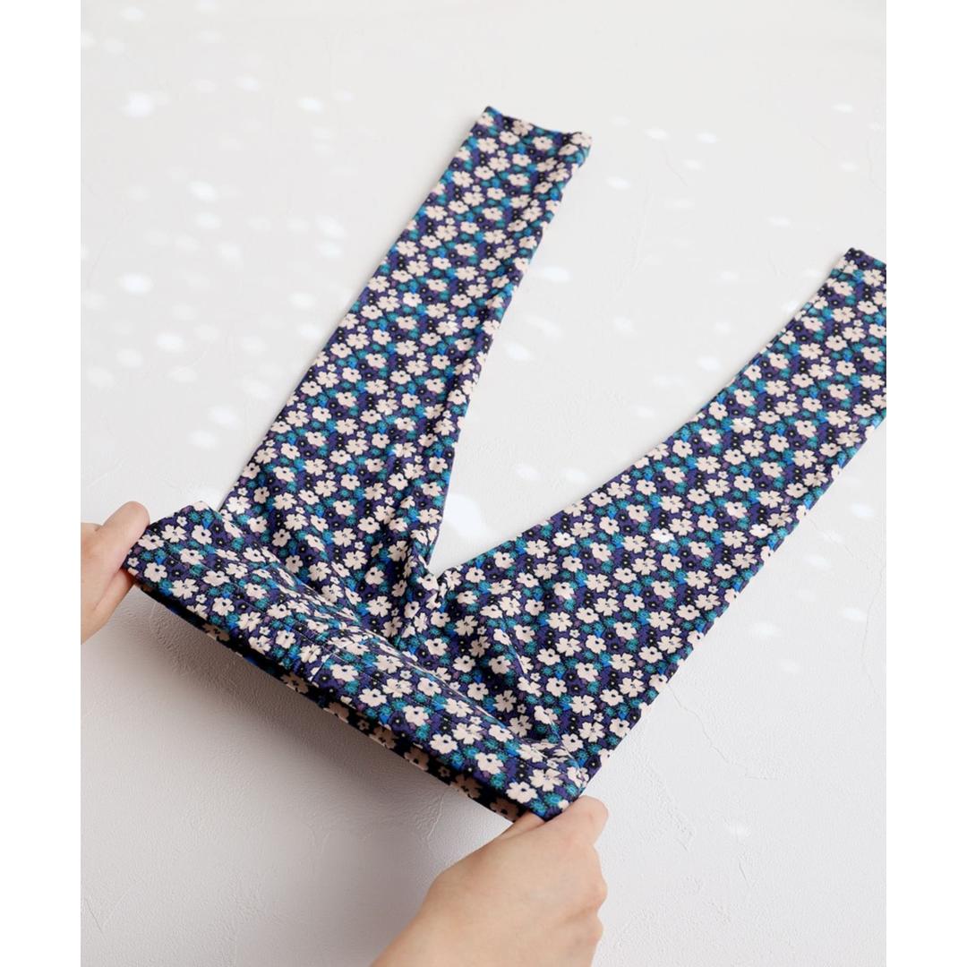 Rora 子供服 レギンス 通販 ルピナ スパッツ パンツ ズボン 小花柄 女の子 女子 子供 こども 子ども 10分丈 十分丈 通園 通学 幼稚園 かわいい おしゃれ カジュアル 春 夏 秋 冬 動きやすい ボトムス 子ども服 レッグウェア キッズファッション 花柄.ネイビー 110cm