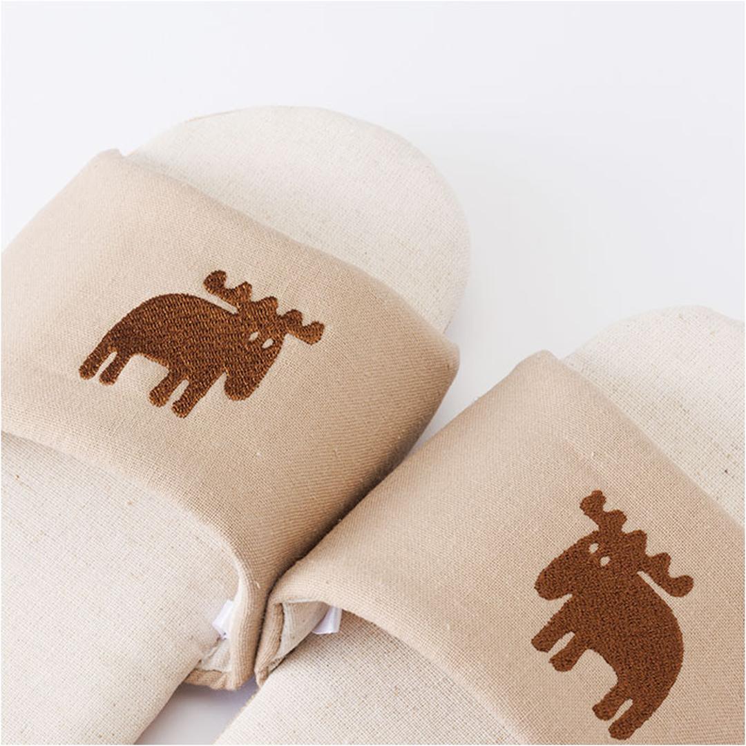 moz モズ スリッパ 室内 通販 Kurbits ルームスリッパ 室内履き もちさら リネンスリッパ 来客用 レディース メンズ おしゃれ かわいい オシャレ ユニセックス 春 夏 シンプル 北欧雑貨 ブランド インテリア 小物 雑貨 可愛い マスタード Mサイズ(22.5-24.5cm)