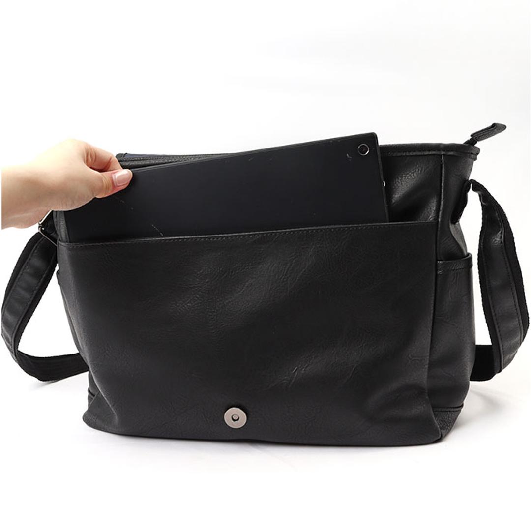 Lee リー ショルダーバッグ 通販 バッグ ショルダーバック メンズ レディース 斜めがけ おしゃれ 斜め掛け ななめ掛け 斜めかけ 大人 シンプル 無地 ギフト ショルダー 肩掛け バック かばん 鞄 オシャレ ギフト 贈り物 かっこいい BLACK ・