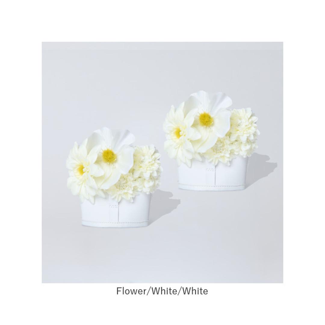 シューアクセサリー 通販 PERO COVER ペロカバー シューチャーム 装飾的アクセサリー シューパーツ シューズアクセサリー スニーカー 男女兼用 おしゃれ 上品 かわいい 靴アクセサリー 靴 くつ シューズ 簡単取付 贈り物 ギフト プレゼント Flower/Mix/White ・