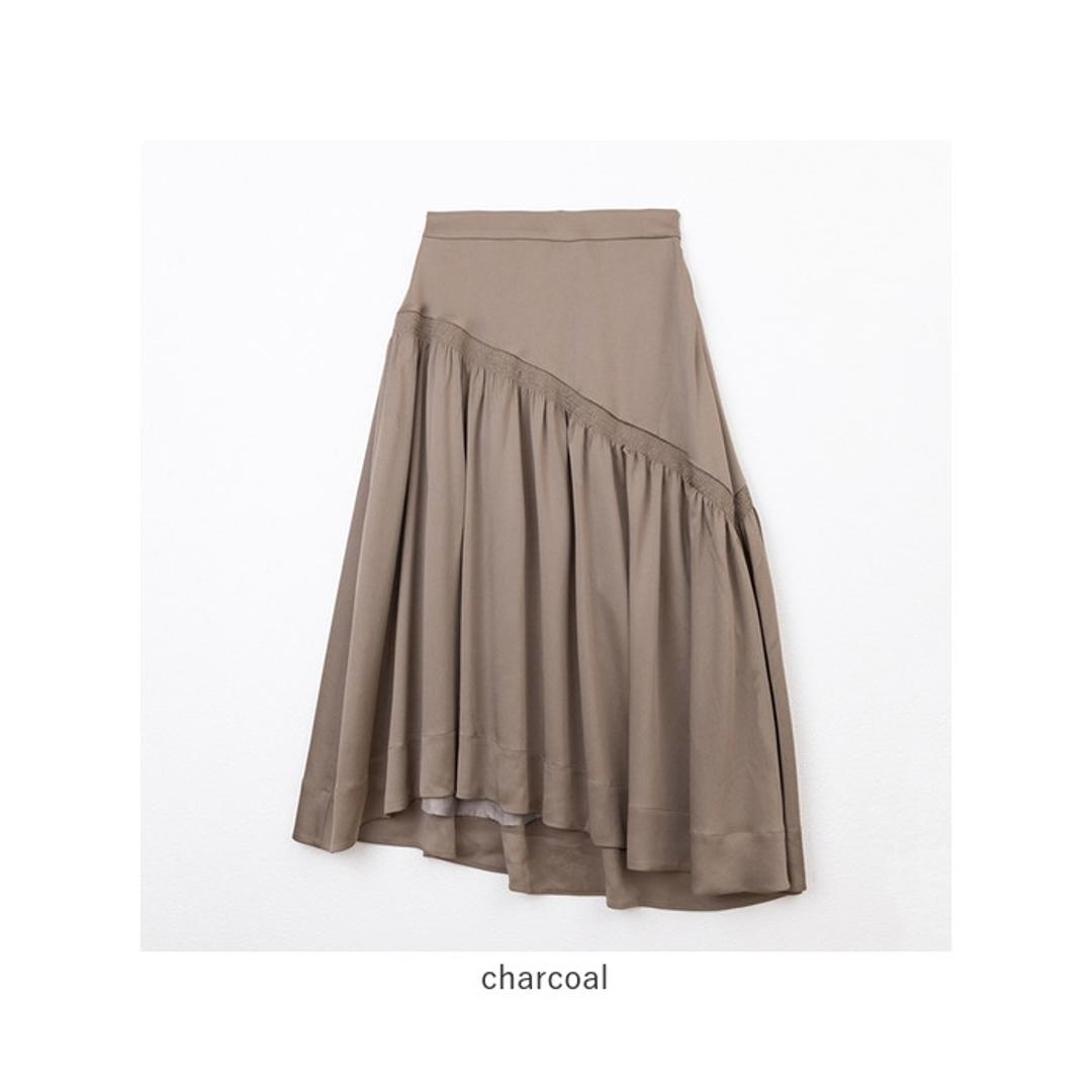 MIND レザーライクサテンギャザースカート 通販 スカート ギャザースカート ひざ丈スカート レディース ギャザー ひざ丈 膝丈 ひざ下 アシンメトリー サテンスカート 光沢 おしゃれ ブランド マインド 123S004 ボトムス レディースファッション black ・