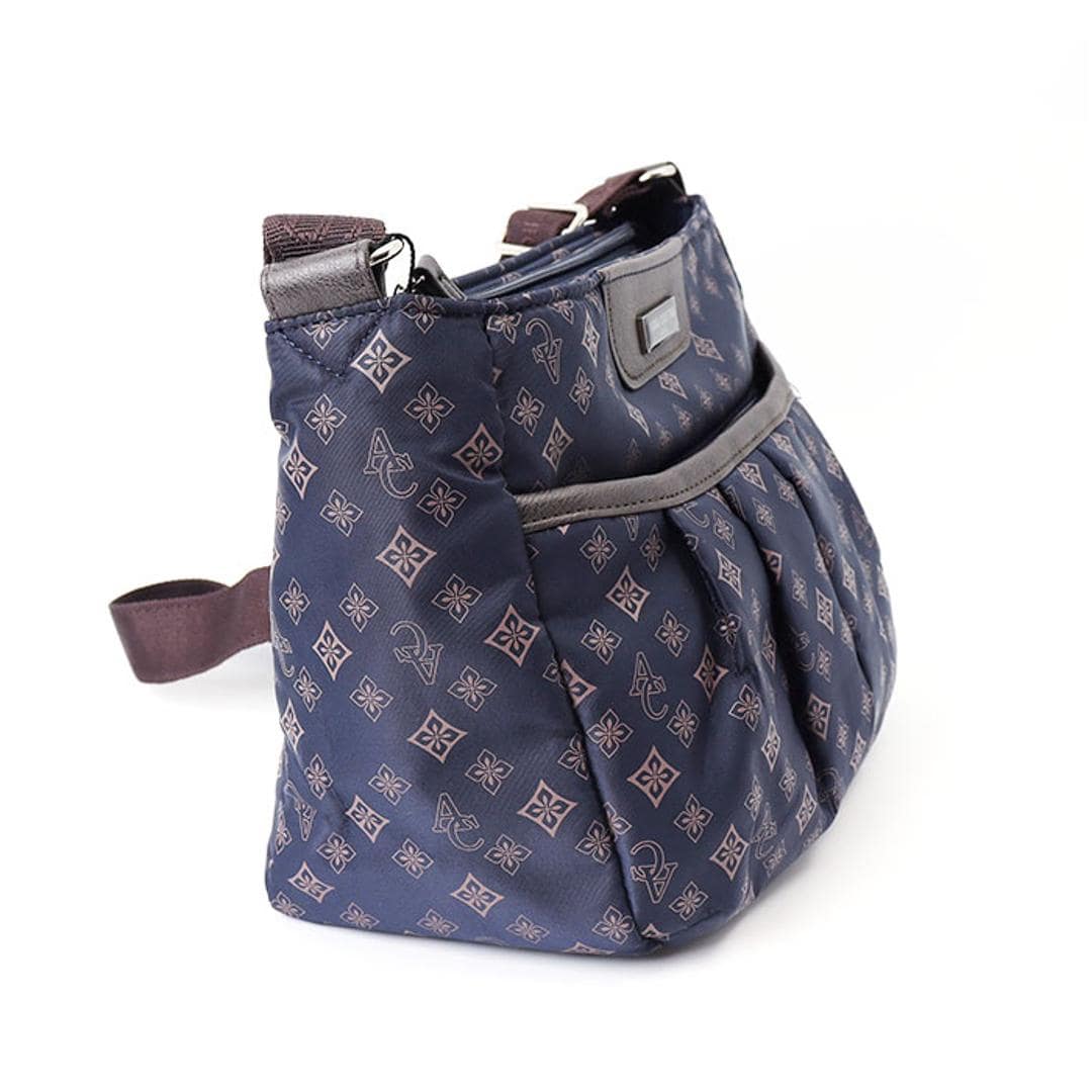 ショルダーバッグ レディース 斜めがけ 大人 軽量 ナイロン 通販 ショルダーバック 斜めがけバッグ 斜めがけバック 斜め掛け 横型 ななめがけ バッグ 肩掛け 鞄 ショルダー 大きめ キャリーオン 旅行 オシャレ おしゃれ かわいい レディースバッグ ダークレッド ・