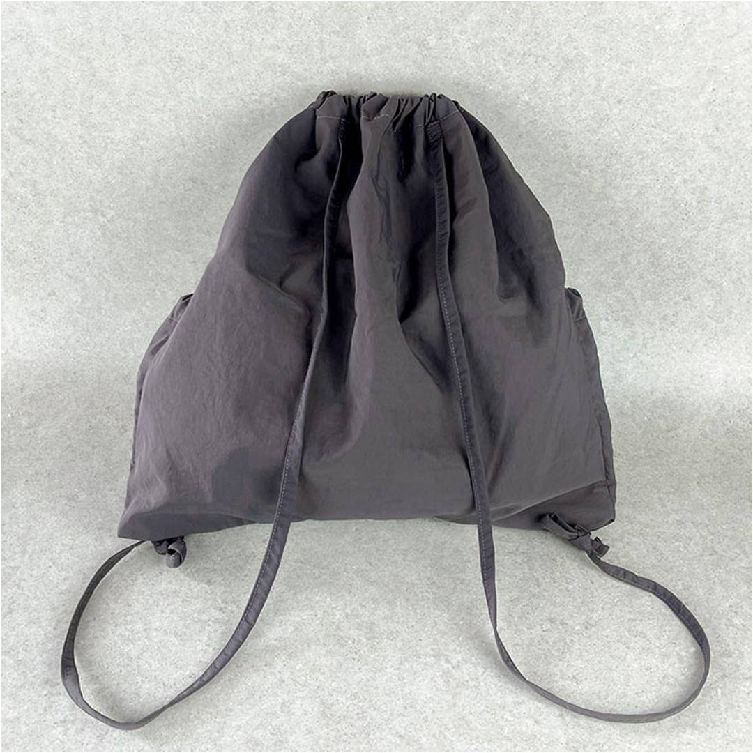 FLAPPER Harry Potter ナップサック 通販 ハリーポッター コラボ グッズ F251055 リュック リュックサック ナップザック レディース メンズ 軽量 軽い 通学 通勤 旅行 スニッチ シンプル おしゃれ かわいい クィディッチ グレー ・