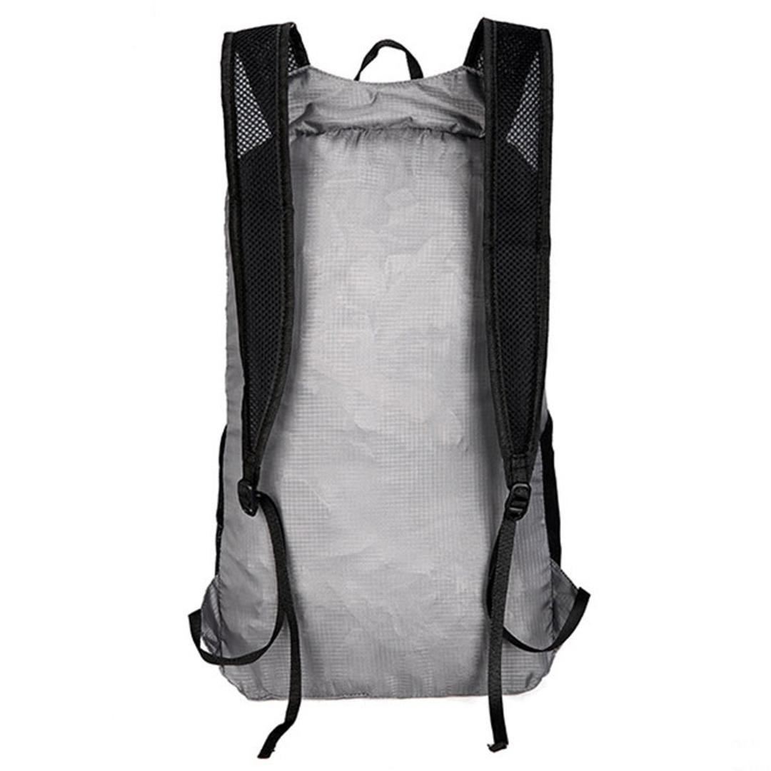 折りたたみ リュック 軽量 通販 リュックサック バックパック デイパック 折り畳みリュック ナップザック ポケッタブル パッカブル サブバッグ コンパクト 携帯 アウトドア レジャー 旅行 キャンプ お買い物 ショッピング 学生 散歩 ウォーキング ランニング ライトグレー ・