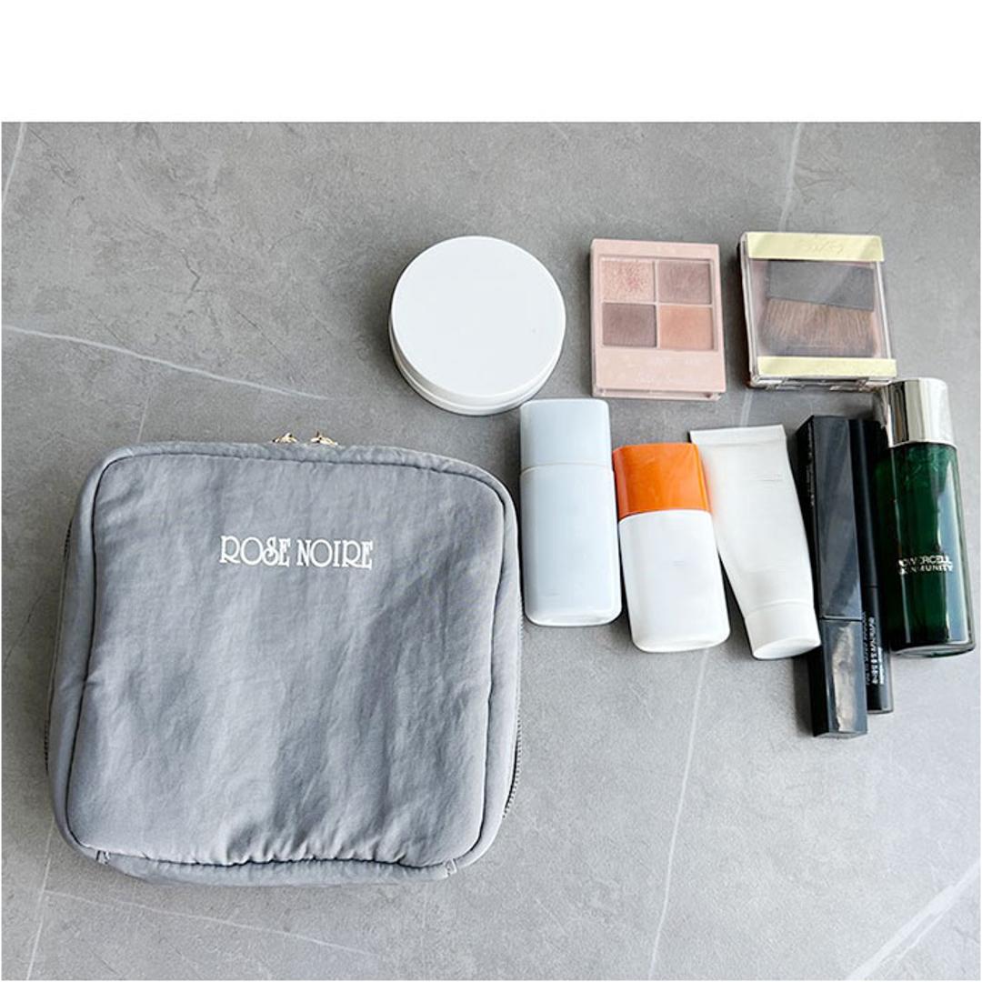 化粧ポーチ メイクポーチ 通販 メイク 化粧 マルチポーチ ポーチ コスメ バニティポーチ 旅行ポーチ トラベルポーチ 旅行 トラベル ジム 大容量 持ち運び かわいい おしゃれ 小物入れ 整理 仕切り メイクブラシ ポケット 収納 シンプル 贈り物 ギフト ブラウン ・