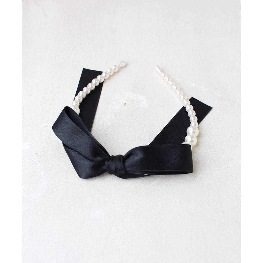 Rora カチューシャ 通販 リボン パール 68272302 髪飾り ヘッドドレス 子供 女の子 フォーマル 可愛い おしゃれ 発表会 入園式 卒園式 入学式 子ども用アクセサリー ヘアアレンジ ヘアーアクセサリー ヘアアクセサリー キッズファッション ブラック フリー