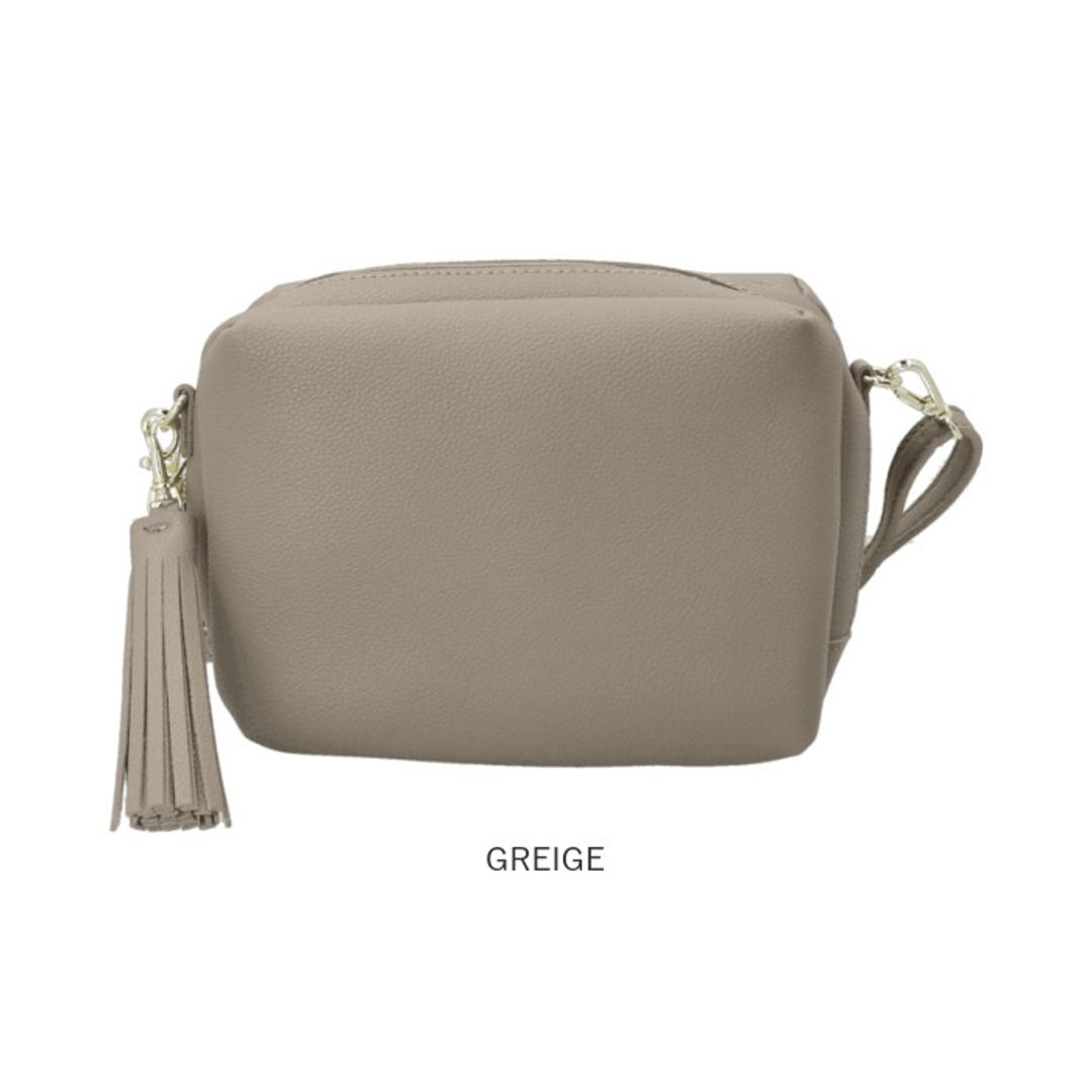 ショルダーバッグ レディース 小さめ 通販 斜めがけバッグ 斜め掛け 斜めがけ スクエアショルダーバッグ 肩掛け バッグ ボックス型 フリンジ 軽量 軽い 通勤 大人 上品 モノピア ギフト シンプル かわいい おしゃれ BLACK ・