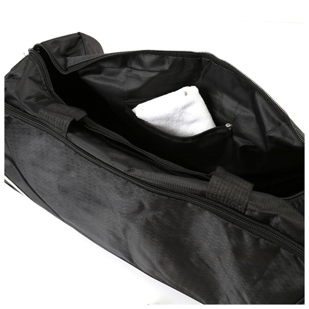 スポーツバッグ メンズ ダッフルバッグ 通販 ドラムバッグ ボストンバッグ 旅行 修学旅行 軽量 軽い 大容量 ポケット 部活 合宿 ヨガバッグ ジム ヨガ シンプル フィットネス 旅行バッグ 旅行カバン 旅行鞄 旅行かばん 1泊 2泊3日 レディース 男女兼用 ユニセックス ブラック×ゴールドライン ・