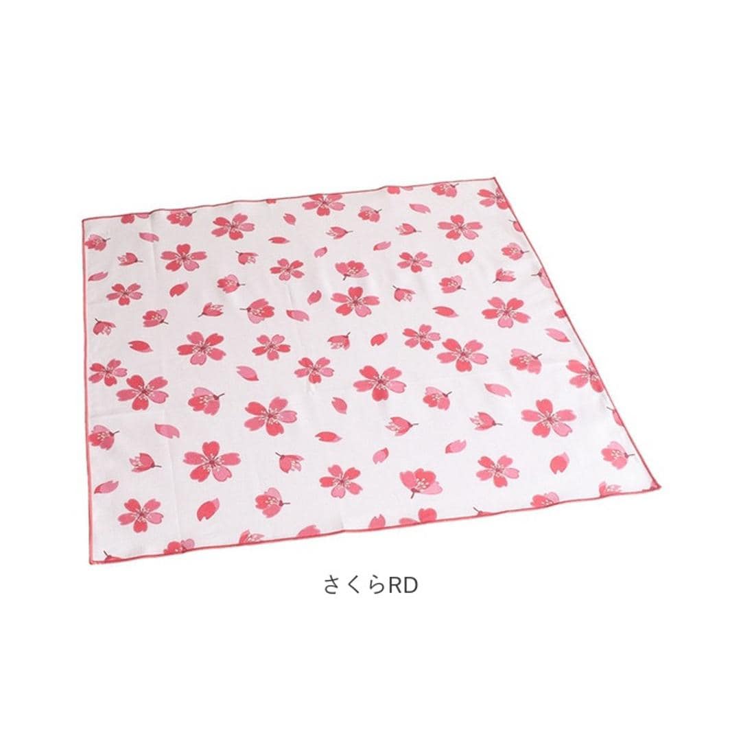 お弁当包み ハンカチ 通販 日本製 ランチクロス お弁当クロス ランチョンマット ナフキン 小風呂敷 おしゃれ 大人 かわいい 風呂敷 ふろしき 45cm 綿100% 総柄 女の子 女性 女子 中学生 高校生 小学生 プレゼント プチギフト キッチン用品 ミモザ ・