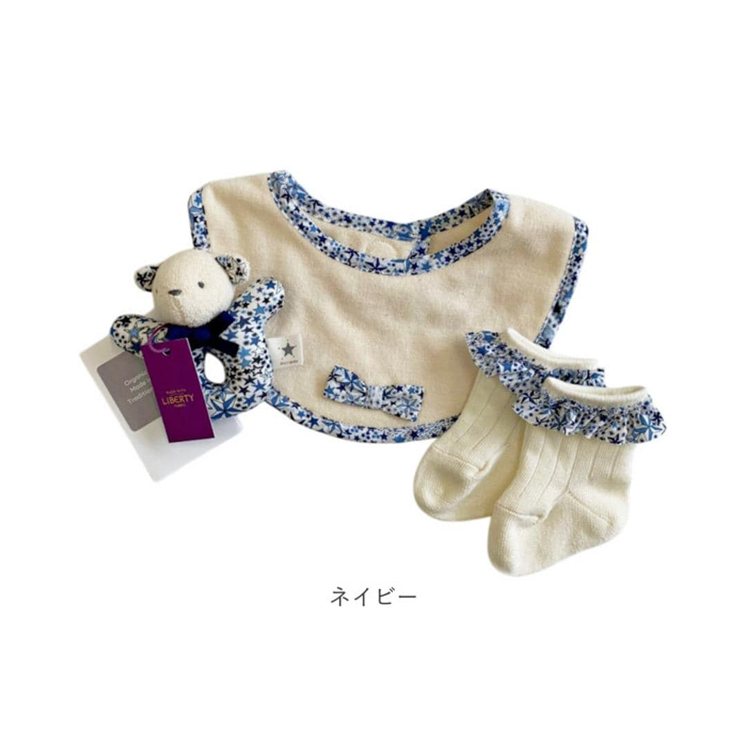 育児工房 ギフトセット 3点 ベビー 通販 日本製 スタイ ソックス ラトル セット プレゼント 贈り物 ギフト 靴下くつした 優しい肌触り 出産祝い かわいい 可愛い 箱入り 赤ちゃん 男の子 女の子 おしゃれ ベビー用品 ベビーグッズ オシャレ ピンク ・