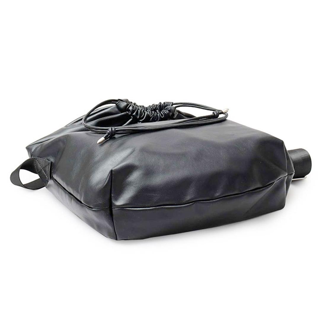 REGISTA レジスタ 巾着 ショルダーバッグ 大容量 通販 巾着バック 巾着バッグ ドローストリングバック ドローストリング ドローストリングバッグ ショルダーバック ショルダー ななめかけ 斜めかけ ブランド 軽い 軽量 大きめ かっこいい シンプル 通勤 black ・