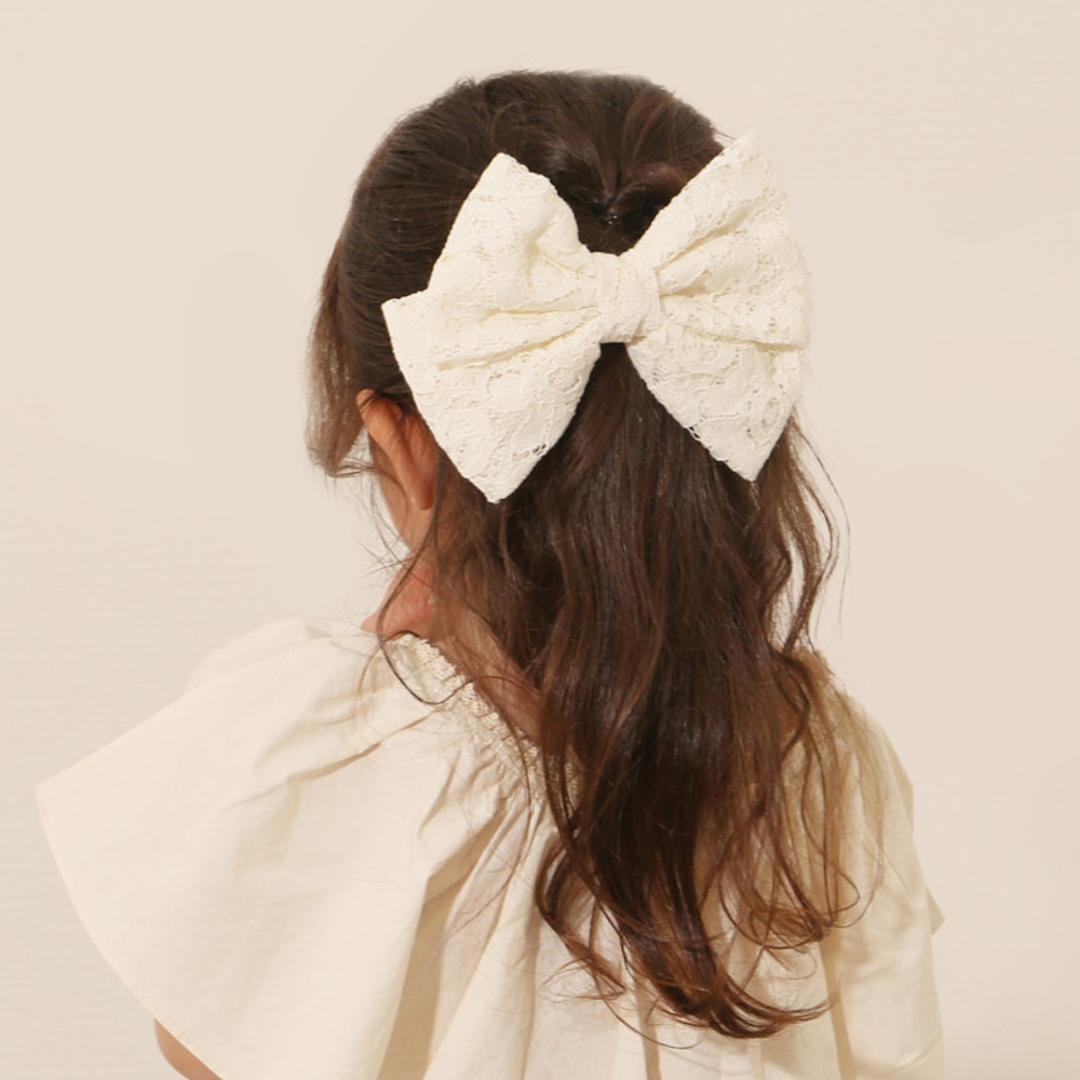 RORA ヘアクリップ 通販 ローラ エリザ バレッタ ヘアアクセサリー 髪飾り キッズ 子供 子ども こども リボン レース 大きめ しっかり かわいい おしゃれ 女の子 女子 入園式 卒園式 入学式 卒業式 フォーマル 発表会 結婚式 キッズファッション キナリ ・