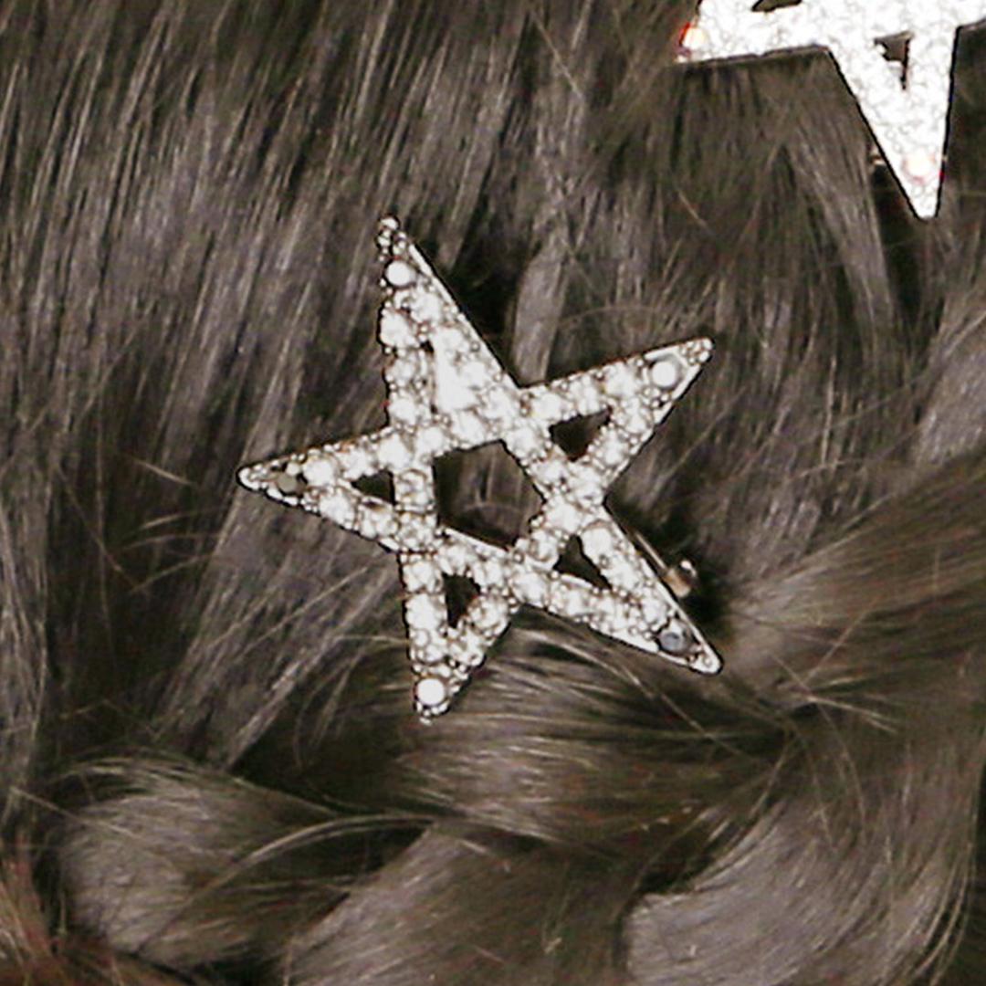 RORA ヘアクリップ 通販 ローラ ティリー ヘアークリップ ヘアピン ヘアアクセサリー 髪飾り キッズ 子供 子ども こども 星型 ミニ 小さめ カジュアル かわいい おしゃれ 女の子 女子 入園式 卒園式 入学式 卒業式 発表会 結婚式 キッズファッション チャコールグレー ・