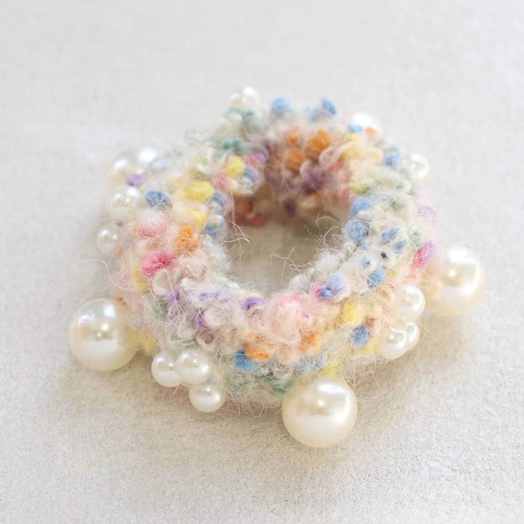 パール ヘアゴム キッズ 通販 シュシュ 髪飾り 子供 子ども こども 女の子 卒園式 入園式 入学式 卒業式 フォーマル 結婚式 ピアノ発表会 かわいい おしゃれ 普段使い シンプル ニット 可愛い ヘアアレンジ ヘアアクセサリー キッズファッション クリーム フリー