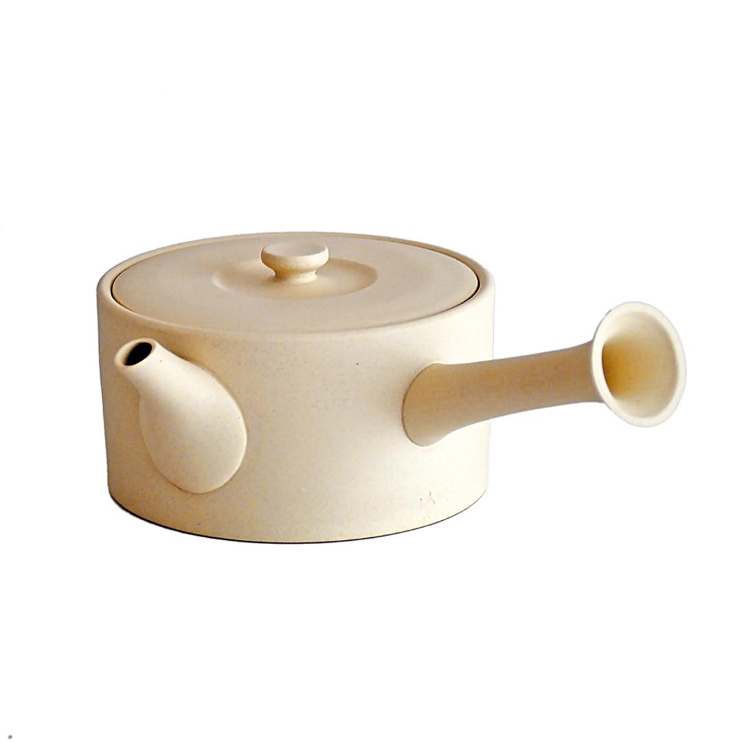 急須 平型 ロクサン 平型急須 通販 おしゃれ ティーポット 日本製 取っ手 お茶 かわいい ギフト きゅうす シンプル 茶器 ポット 贈り物 常滑焼 来客用 和モダン 和食器 オシャレ 台所用品 ティータイム ティーウェア WH ・