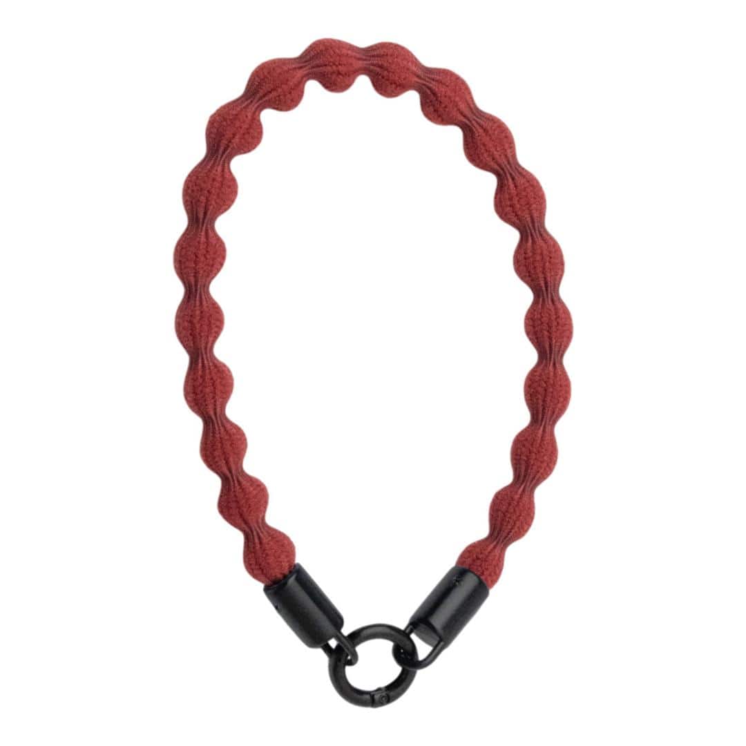 ハンドストラップ スマホ 手首 通販 スマホストラップ スマートフォンストラップ 伸びる 携帯ストラップ 携帯電話ストラップ 落下防止 伸縮 挟むだけ カラビナ おしゃれ オシャレ かわいい 可愛い スマホアクセサリー 携帯アクセサリー 携帯電話アクセサリー ダークベリー ・