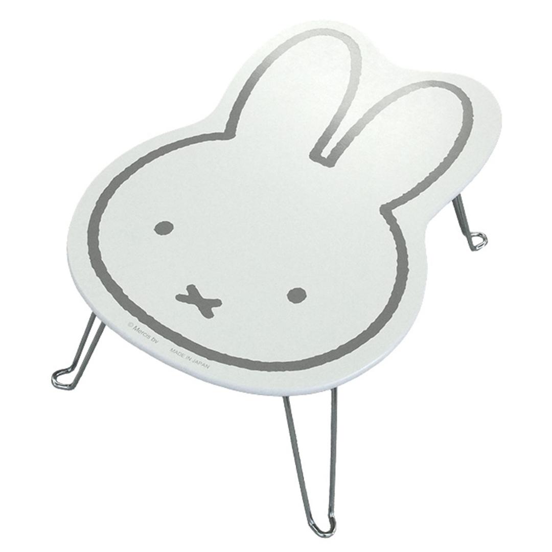 マイメロちゃん　ダイカットミニテーブル　　折りたたみ　激レア 一輝様専用。マイメロ キャンディ型ミニテーブル 折りたたみ