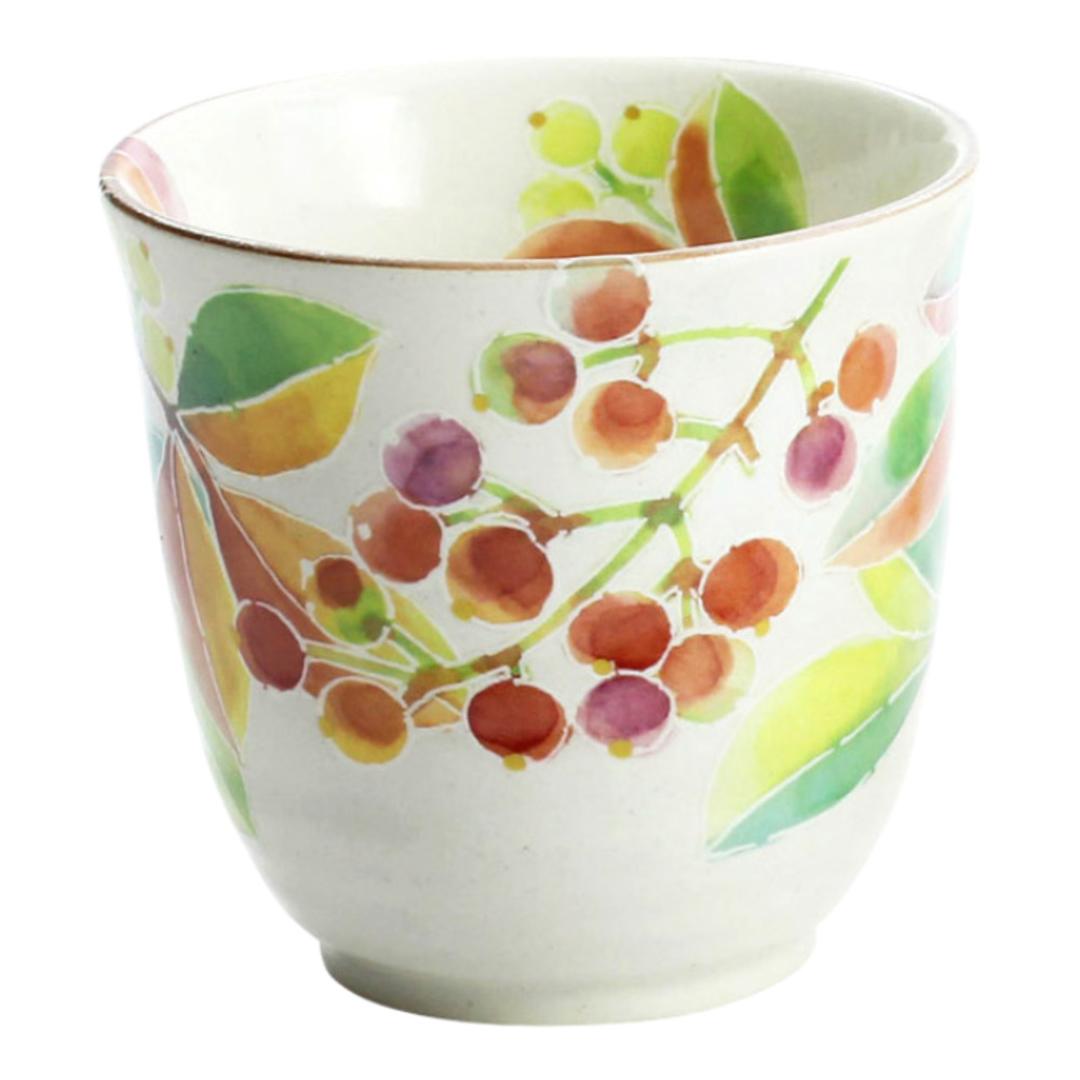 湯呑 湯呑み 花ものがたり かわいい 通販 日本製 コップ カップ 湯呑茶碗 湯呑み茶碗 花柄 花 はな 食器 可愛らしい 可愛い 花ことば 12ヶ月 内祝い 結婚記念日 誕生日 お祝い 記念品 還暦 ギフト 贈り物 生活雑貨 おしゃれ オシャレ 12月南天 ・