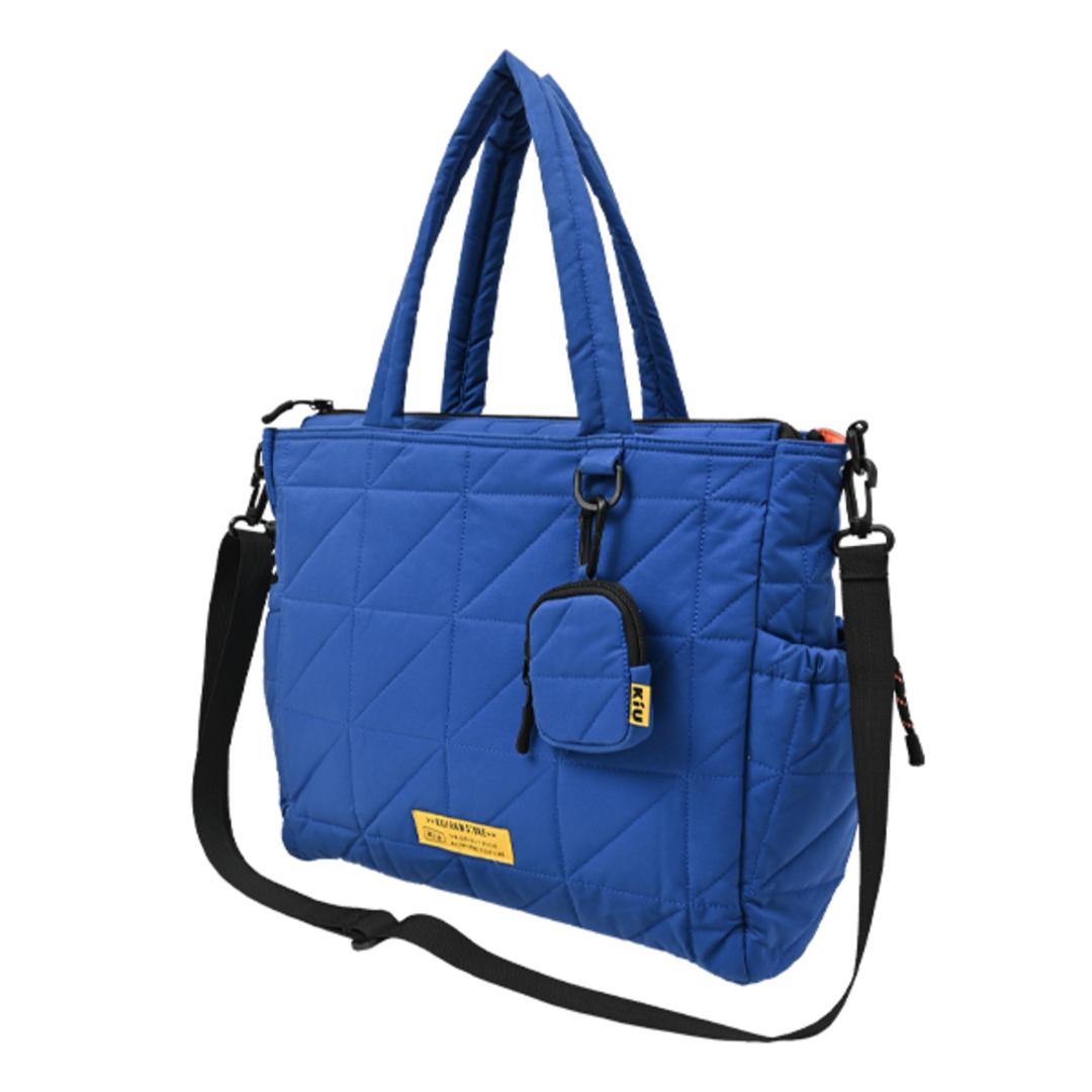 KiU トートバッグ キウ k477 通販 トートバック 斜めがけバッグ ショルダーバッグ マザーズバッグ レディース メンズ 大きめ A4 大容量 通勤 通学 撥水 軽量 軽い ファスナー付き 肩掛け キルティング おしゃれ 秋冬 シンプル 男女兼用バッグ 901.ブルー ・