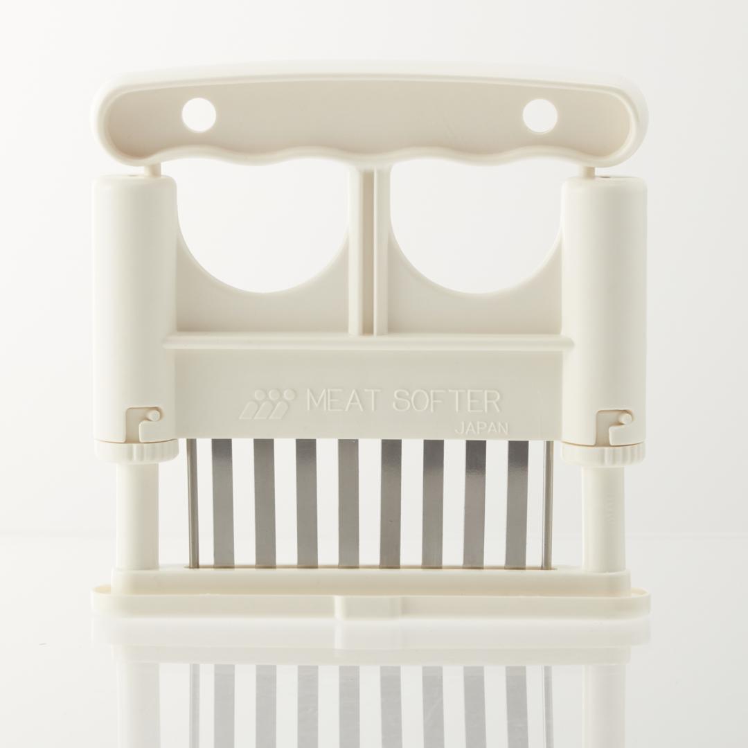 ミートソフター 義春刃物 肉たたき 肉叩き ミートテンダー 筋きり 通販 筋切り 肉さし 調理器具 お肉を柔らかく とんかつ テンダライザー かたいお肉をやわらかくする ステーキ キッチン用品 調理機器 調理器具 下 白 ・