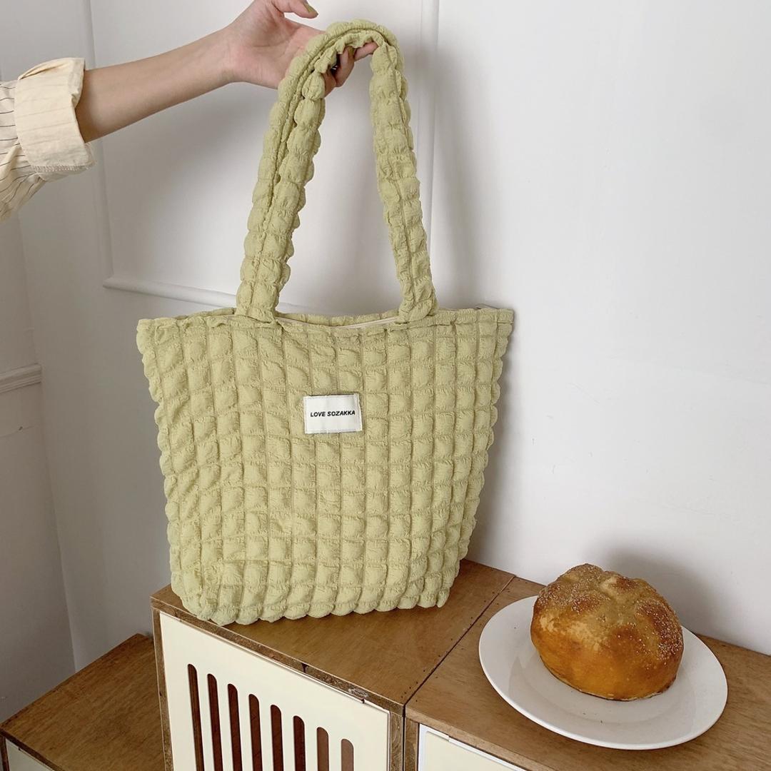 ポップコーンバッグ トートバッグ レディース 通販 ぽこぽこバッグ ポコポコバッグ ポコポコバック ぽこぽこバック ポップコーンバック エコバッグ エコバック 収納バッグ 手提げ トート 肩掛け 大きめ ポコポコ 軽量 キルティング ふわふわ 可愛い かわいい イエロー ・