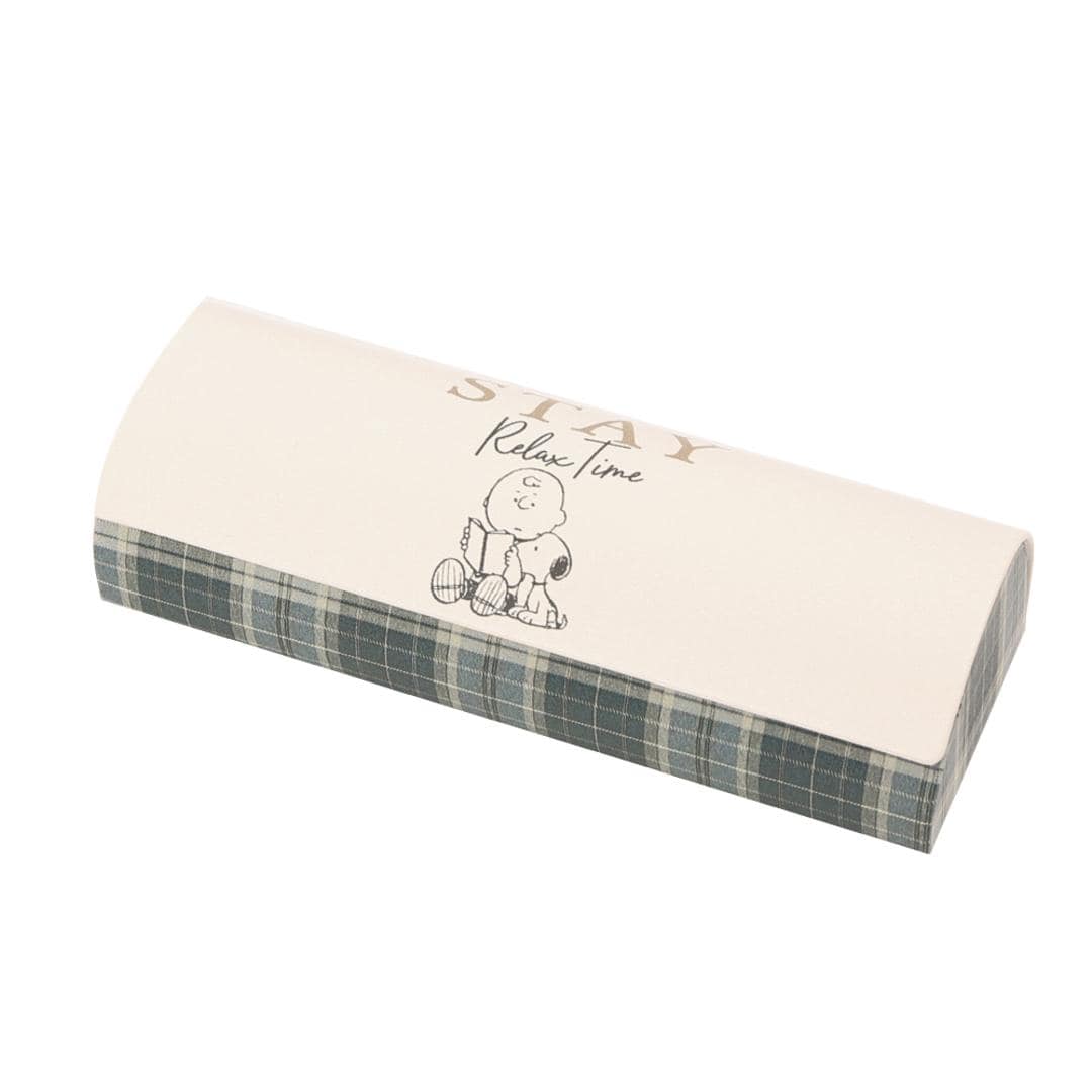 メガネケース キャラクター 通販 おしゃれ かわいい 眼鏡ケース めがねケース ハード スヌーピー リトルミイ ムーミン 子供 キッズ めがね拭き クロス付き グッズ 母の日 プレゼント スヌーピー/リラックスタイム ・