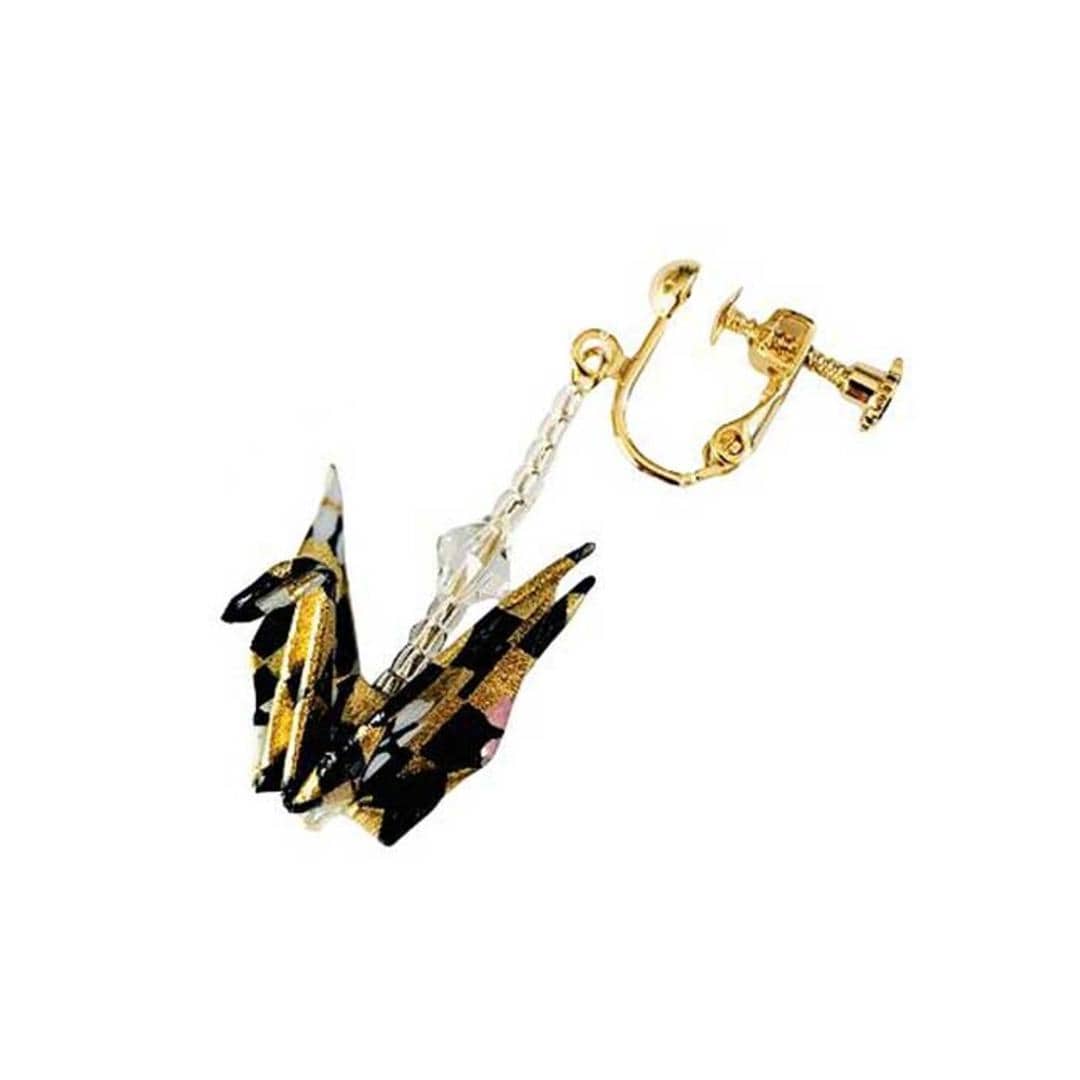 イヤリング 鶴 通販 日本製 耳飾り アクセサリー アクセ 折り紙イヤリング 折り鶴 折り紙 かわいい 可愛い おしゃれ オシャレ 着物 浴衣 和装 和服 レディース 大人 女性 和小物 イヤーアクセサリー プレゼント ギフト お土産 雑貨 ありがとうおりづる black ・