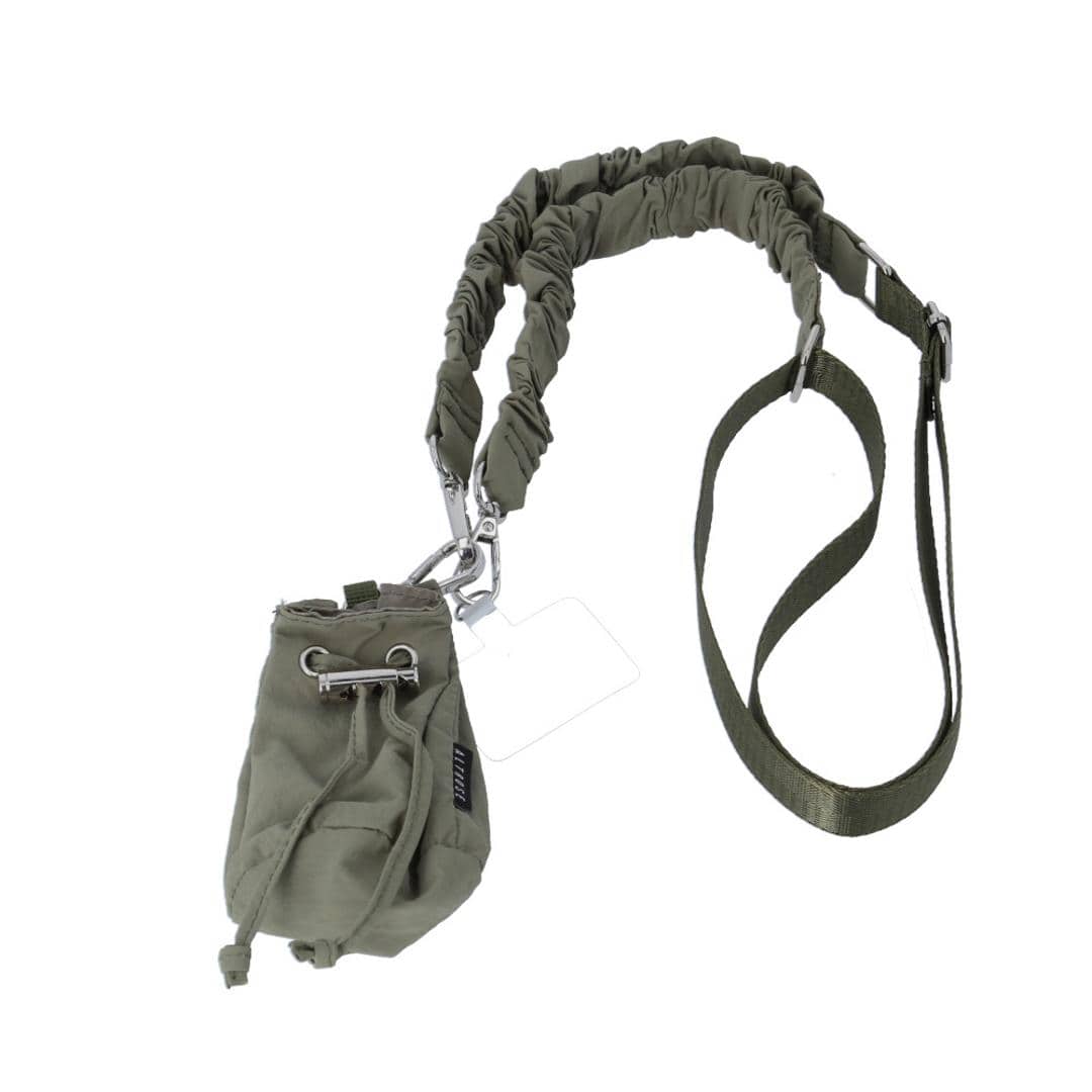 アルトローズ ストラップ 通販 スマホストラップ スマホショルダー スマホ ショルダーストラップ スマートフォン はさむ 大人 かわいい レディース 落下防止 後付け ALTROSE 巾着ポーチ付くしゅくしゅストラップ 430034 スマートフォンアクセサリー カーキ ・