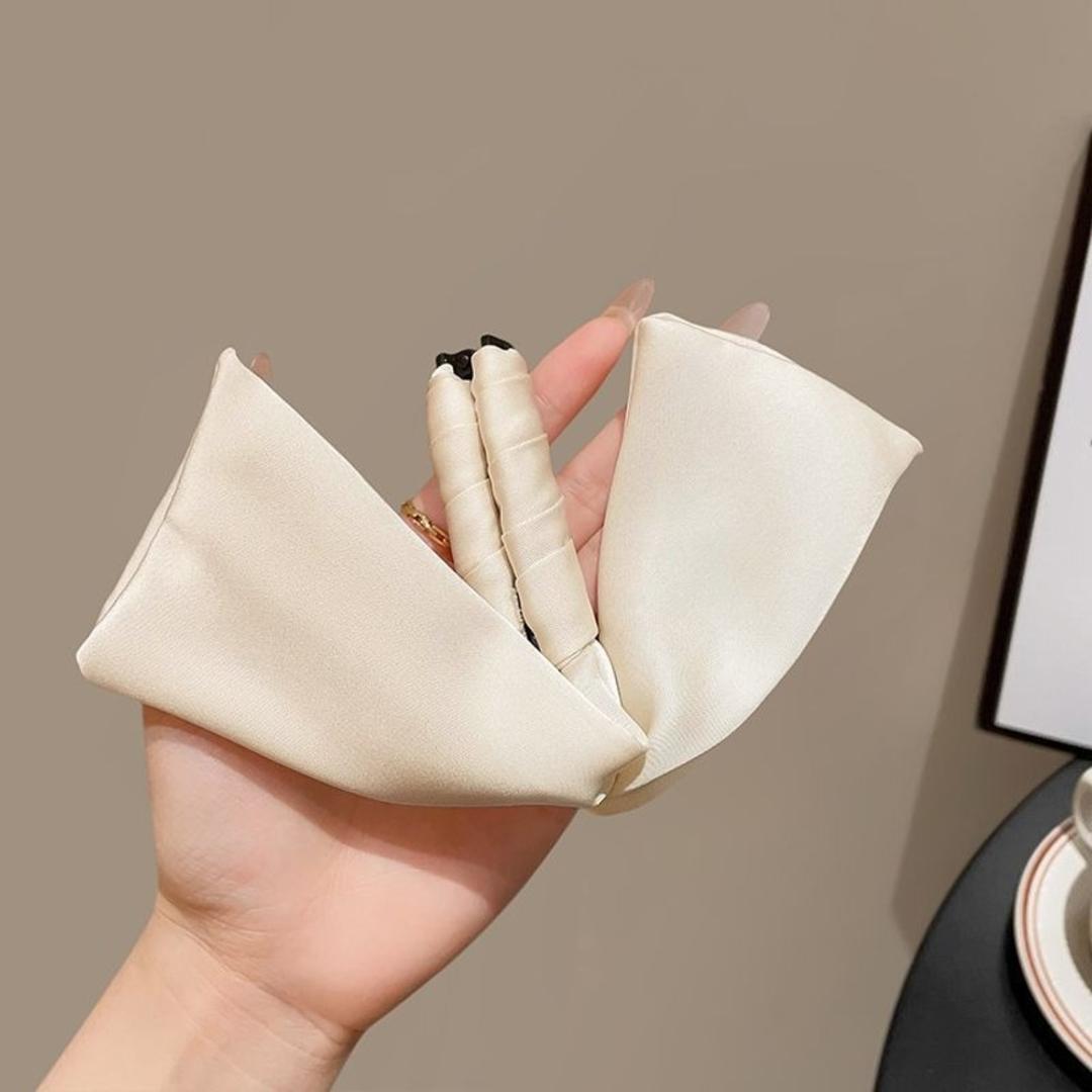 ヘアクリップ リボン 通販 リボンクリップ クロスリボン バナナクリップ 髪飾り 髪留め アップヘア ポニーテール ヘアアレンジ まとめ髪 シンプル カジュアル フォーマル かわいい おしゃれ ヘアアクセ 大人 女性 女子 贈り物 ギフト アイボリー ・