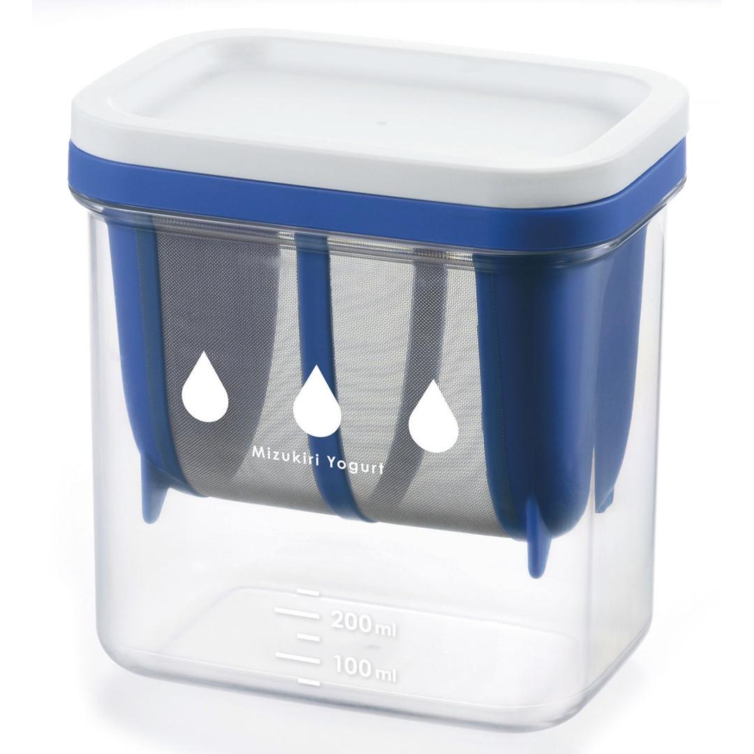水切りヨーグルト 容器 水切りヨーグルトができる容器 ヨーグルト 水切り ギリシャヨーグルト 通販 日本製 目盛り付き レシピ付き 簡単 1パック ホエー プラスチック 耐熱 耐冷 水切りヨーグルトメーカー 硬さ調節 フタ付スピナー・水切り器 ST-3000 ブルー ・