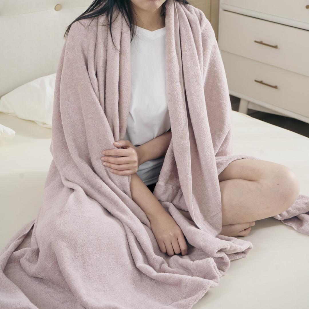 タオルケット 綿100% シングル 通販 コットンタオルケット ケット 大判タオルケット 毛布 布団 ふとん 大判 ブランケット ひざ掛け 膝掛け 膝掛 寝具 寝室 オールシーズン 車内 リビング キャンプ アウトドア お昼寝 昼寝 インテリア ダスティピンク ・