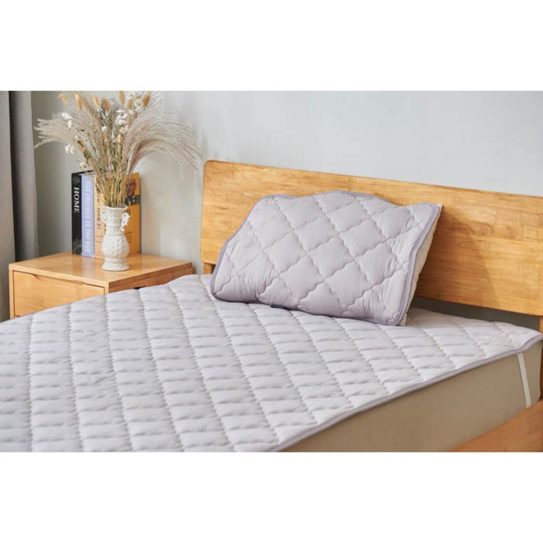 敷きパッド 冷感 クイーン 通販 冷感敷きパッド ベッドパッド 冷感マット 敷きパット ベッドパット ひんやりマット 新冷感サラふわ 敷パッド 敷パット 接触冷感 涼感 冷たい 夏用 夏 涼しい クール 洗える クイーン用 涼感寝具 インテリア アイスグレー ・