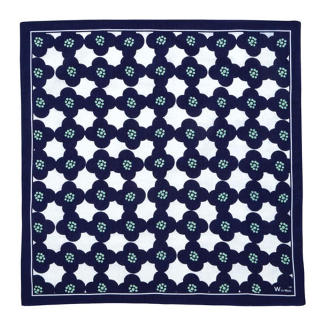 Wpc ハンカチ 大判 通販 大判ハンカチ レディース ハンカチーフ 大判ハンカチーフ ギフト 贈り物 贈物 カジュアル かわいい 可愛い おしゃれ オシャレ ダブリュピーシー 大きい 大きめ レディースハンカチ プチギフト テキスタイル カメリアネイビー ・