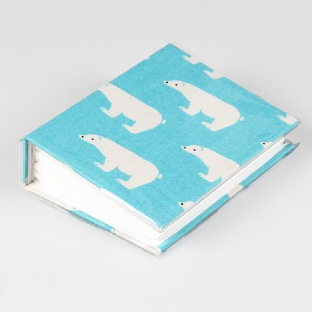 写真 アルバム 大容量 通販 フォトアルバム アルバム 写真 ポケットアルバム ベビーアルバム ポケット 布地 収納 ファブリックカバー アニマル 2L 2L判 可愛い 子供 赤ちゃん 記念日 写真整理用品 文房具 日用品雑貨 かわいい ブルーシロクマ ・