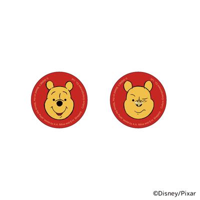 プーさん グッズ 通販 くまのプーさん 缶バッジ まじかる百貨店缶バッジ 4947864050559 くまのプーさん01 レッド 赤 缶バッチ カンバッジ カンバッチ Disney ディズニー キャラクターグッズ かわいい おしゃれ 可愛い レンチキュラー