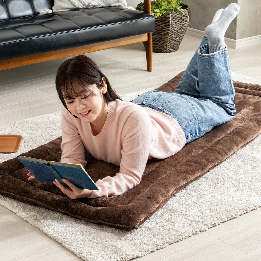 あったかフランネルごろ寝長座布団