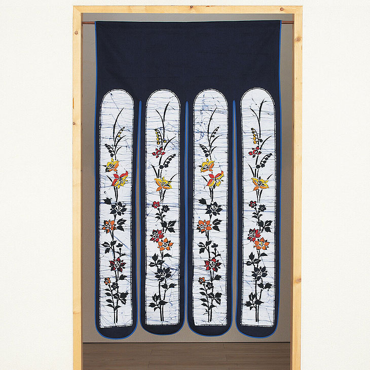 ろうけつ染めのれん