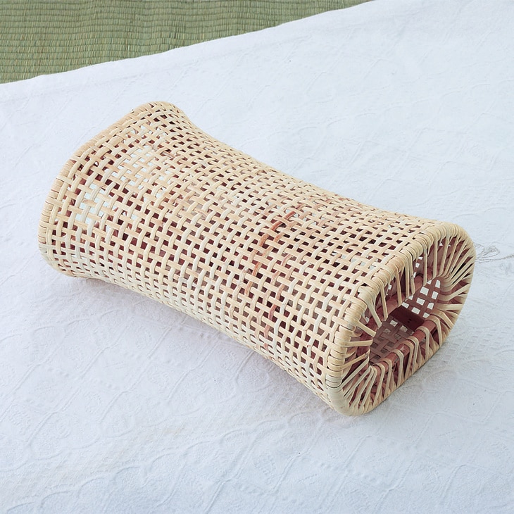 懐かしの籐の枕