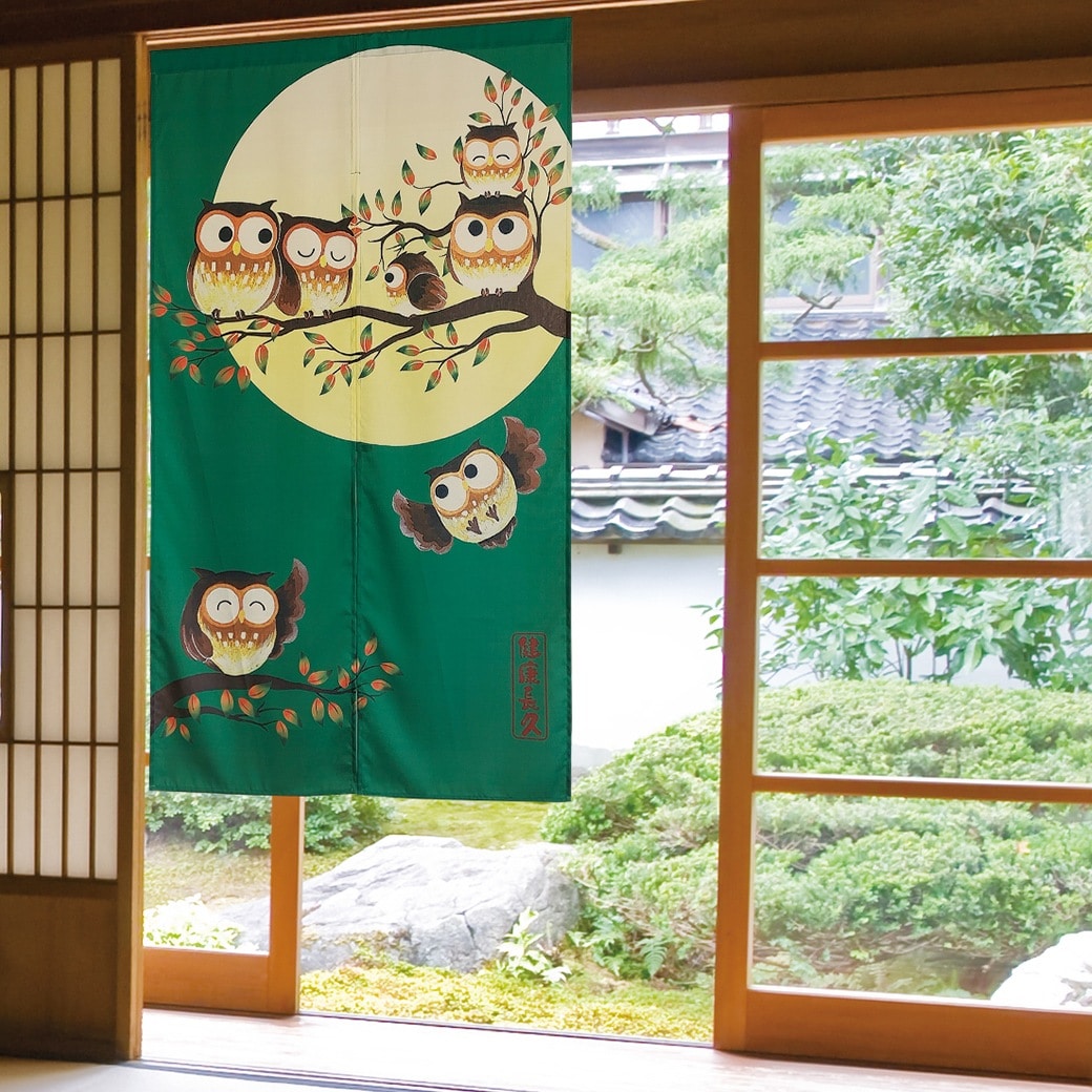 「風水」ふくろうのれん 暖簾 フクロウ 縁起物 室内 インテリア 間仕切り 目隠し おしゃれ かわいい 梟 ロング丈 ゴールド