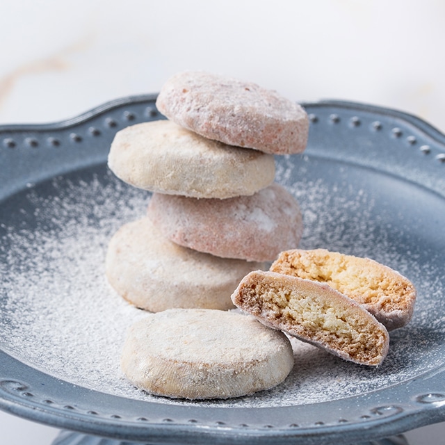 ホワイトデー 2026 焼き菓子 クッキー 詰合せ お菓子 スイーツ 贈り物 ギフト 千疋屋 パティスリー銀座千疋屋 銀座プレミアムボヌールクッキー