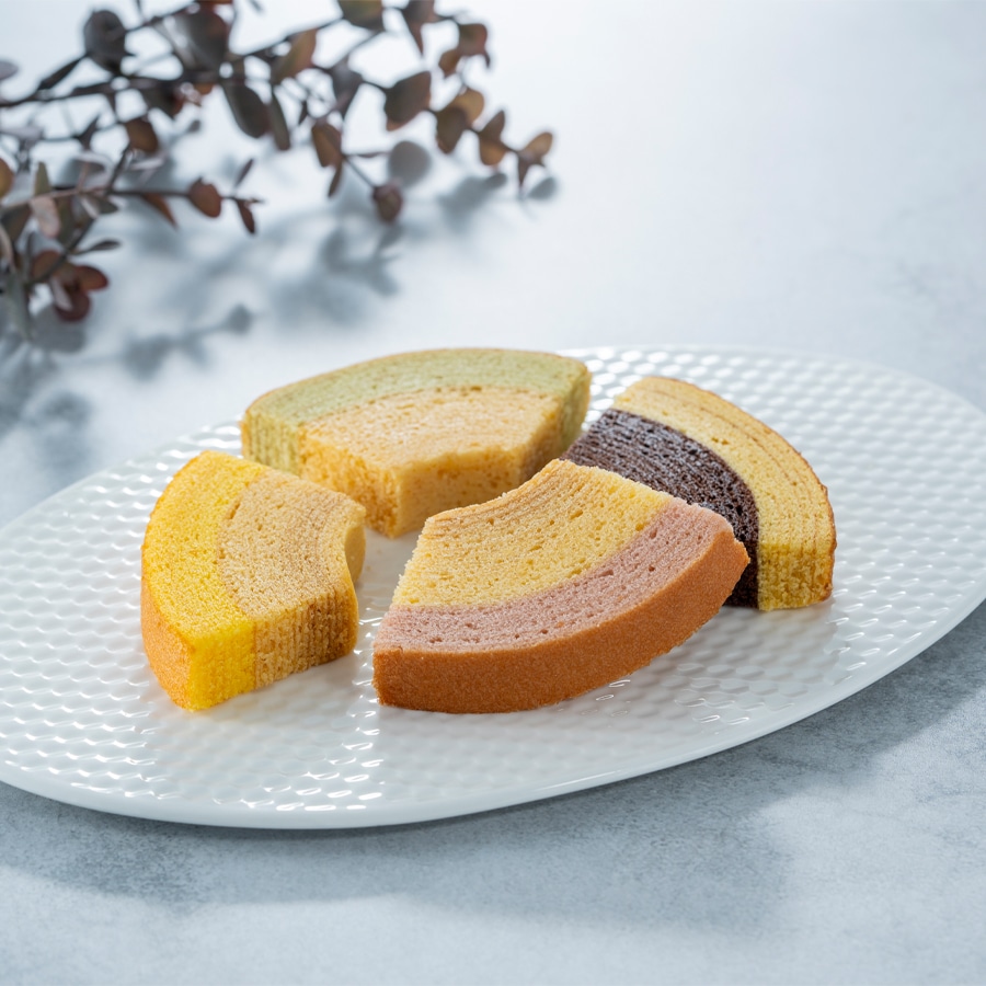 お歳暮 クリスマス 2025 焼き菓子 バームクーヘン お菓子 スイーツ 贈り物 ギフト 千疋屋 パティスリー銀座千疋屋 銀座フルーツクーヘン16個