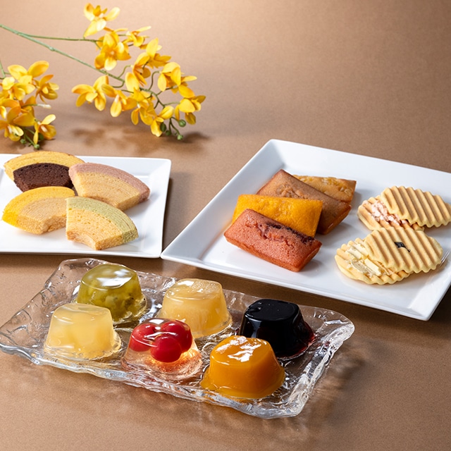 お歳暮 クリスマス 2025 焼き菓子 バームクーヘン 詰合せ お菓子 スイーツ 贈り物 ギフト 千疋屋 パティスリー銀座千疋屋 銀座バラエティセット